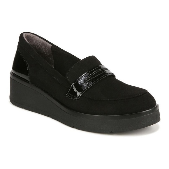 Bzees Fast Track Women's Slip-on Wedge Loafers - Picture 1 of 11